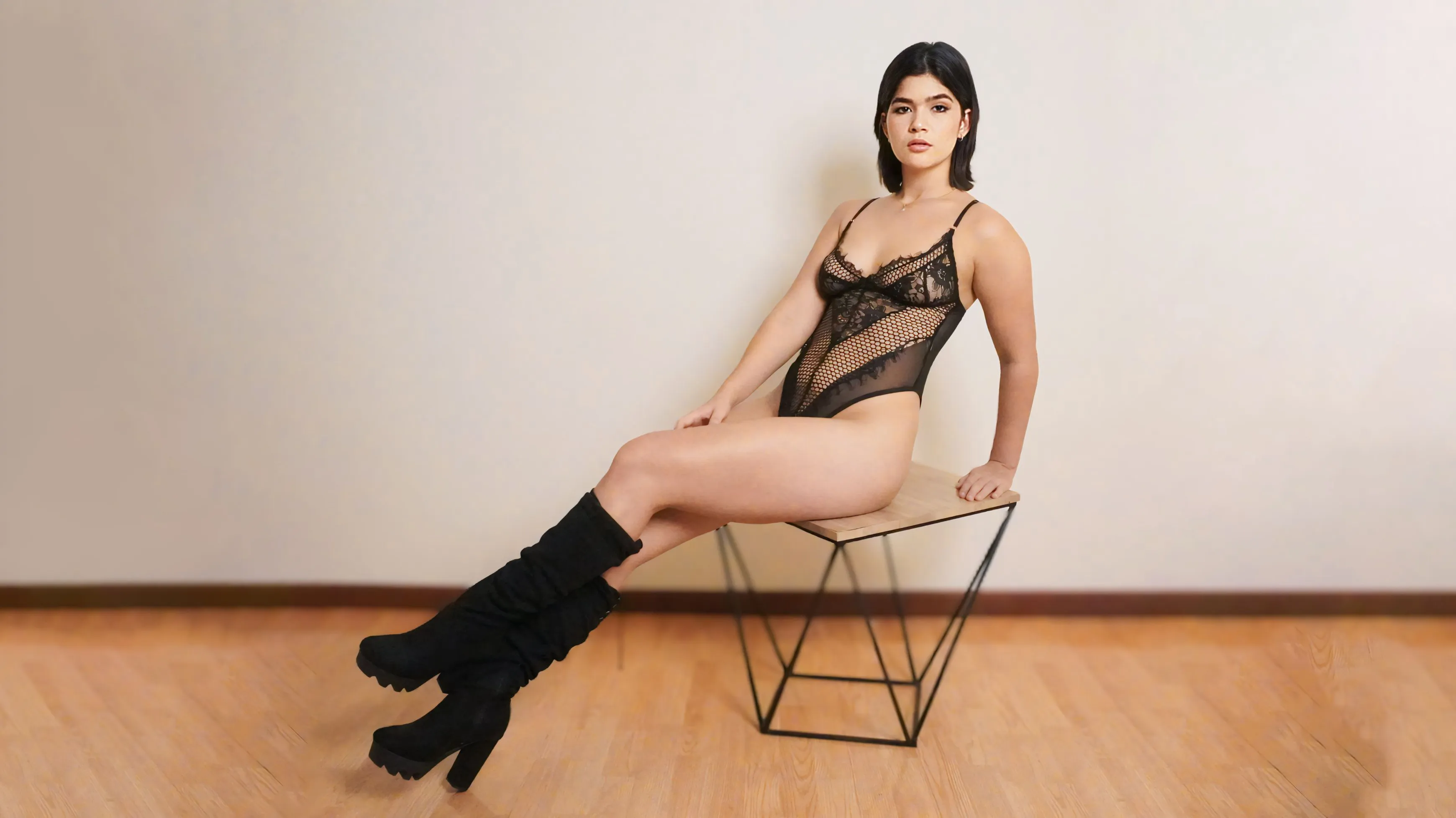 Live sex webcam photo for ScarlettZhen #7903872