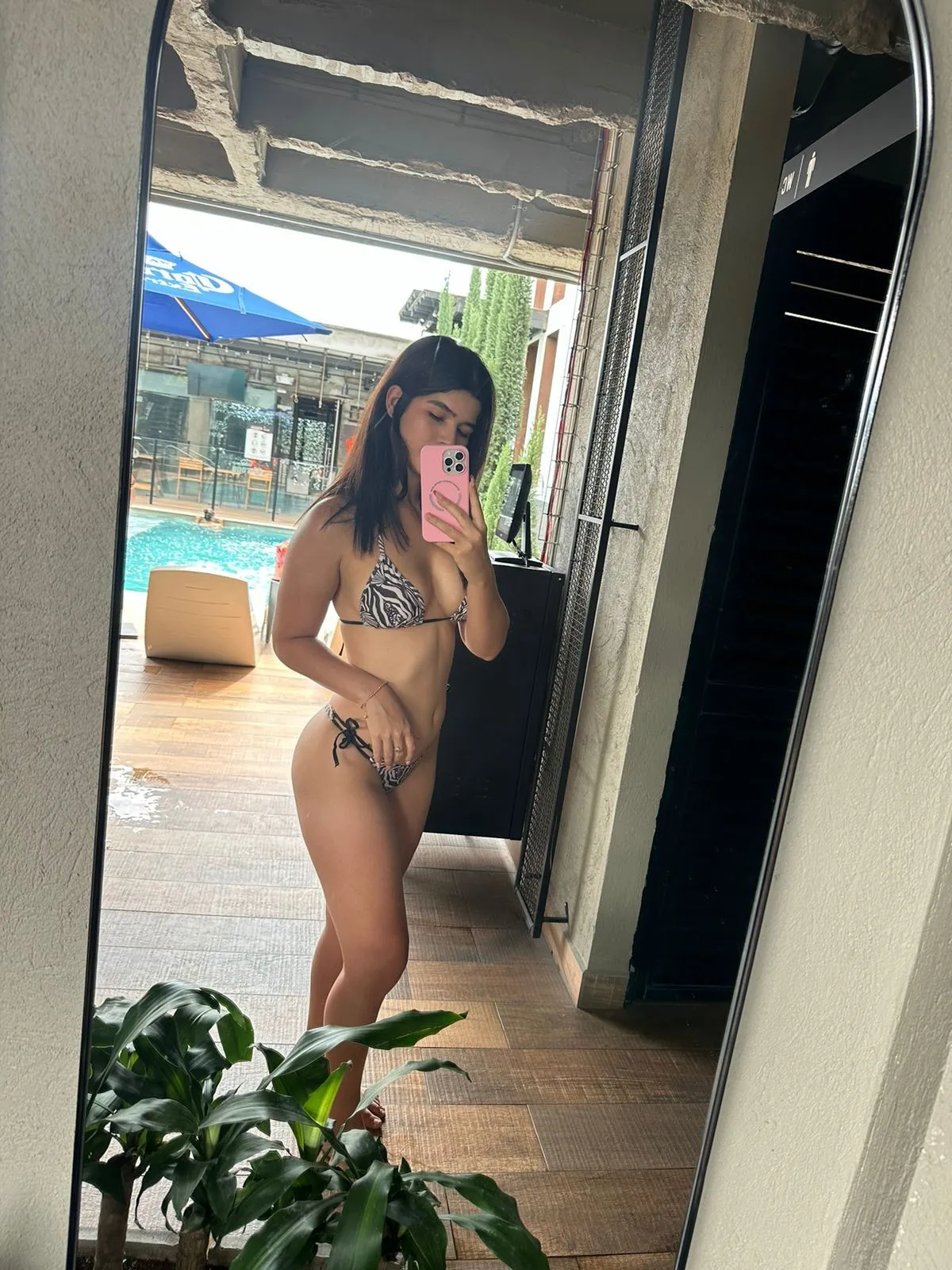 Live sex webcam photo for ScarlettZhen #7903573