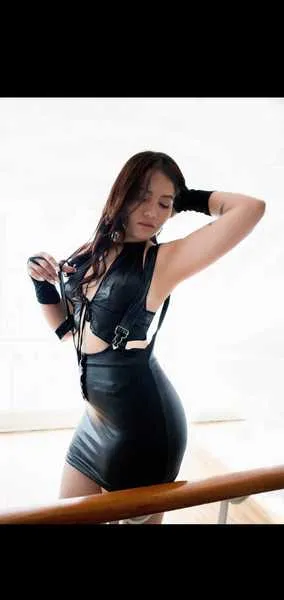 Live sex webcam photo for Sugeytty #3401313