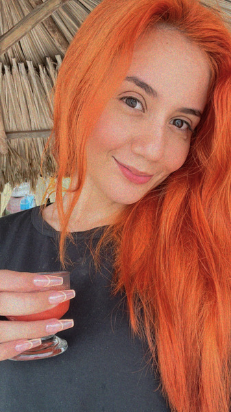 Live sex webcam photo for AmyJuliett18 #3436228