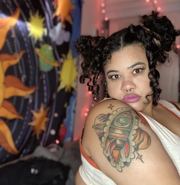 Live sex webcam photo for HazelMoonx #3460584