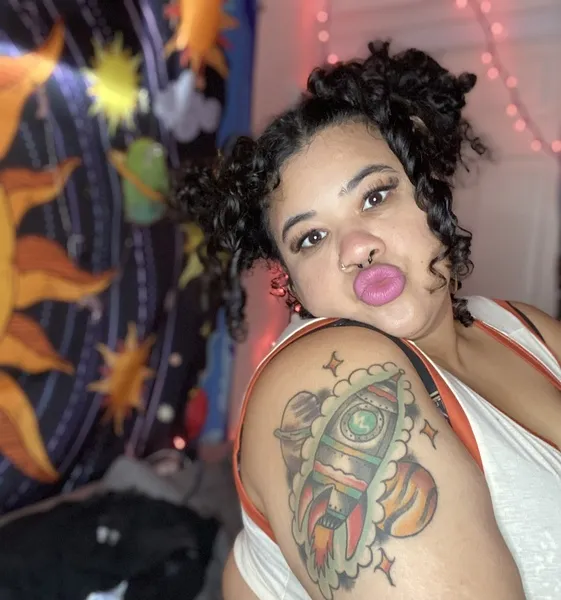 Live sex webcam photo for HazelMoonx #3460585