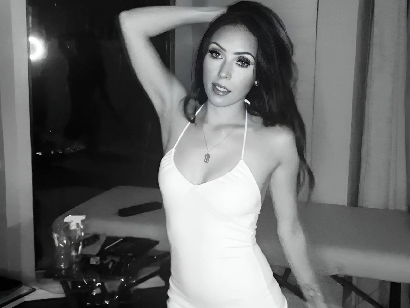 Live sex webcam photo for sweetlittleangel222 #3912616