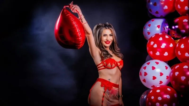 Live sex webcam photo for AmiraBells #4052249