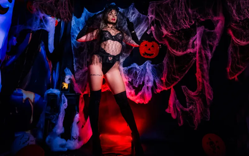 Live sex webcam photo for AmiraBells #5719393