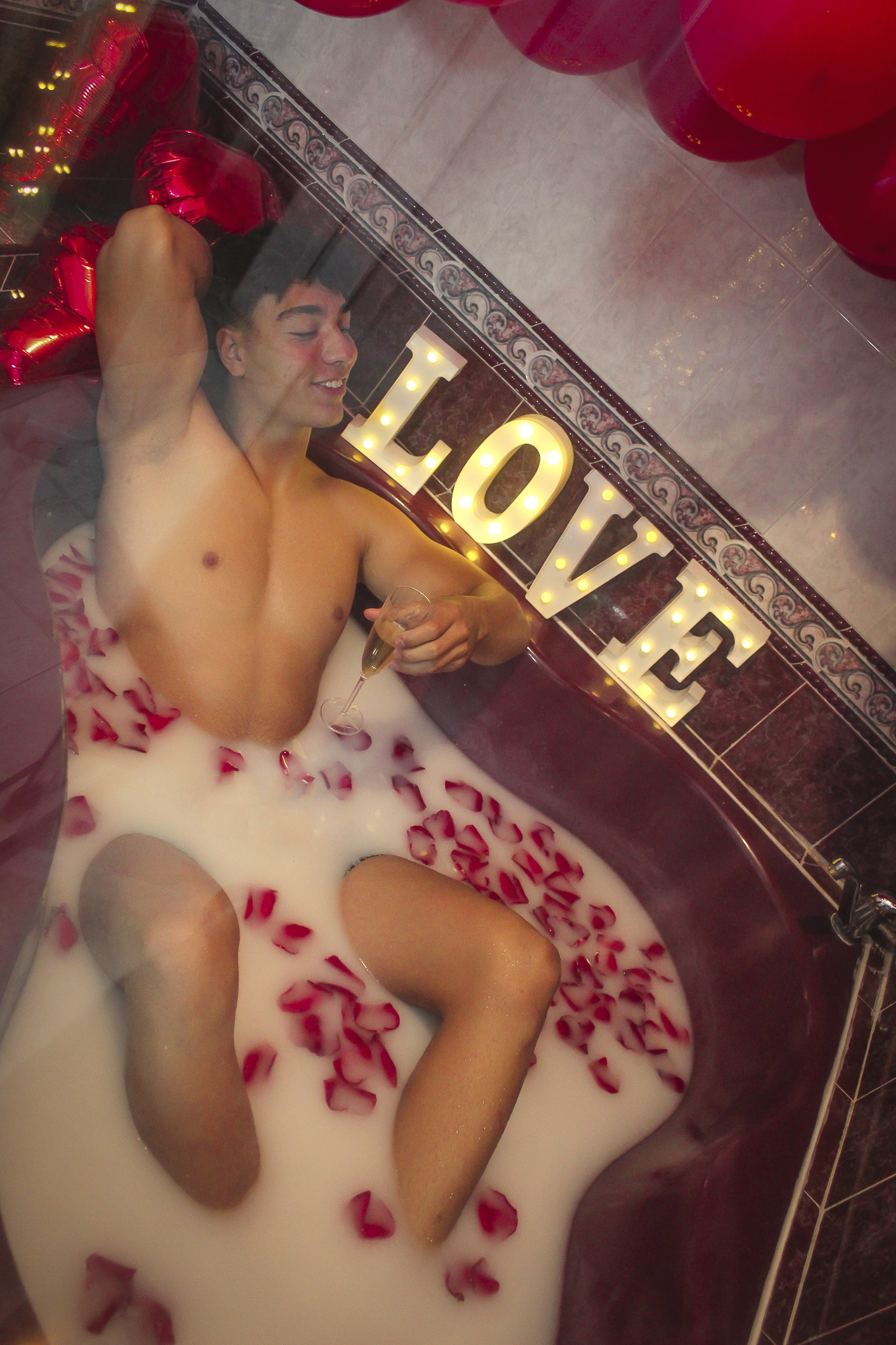 Live sex webcam photo for JHONALDSW #7862024