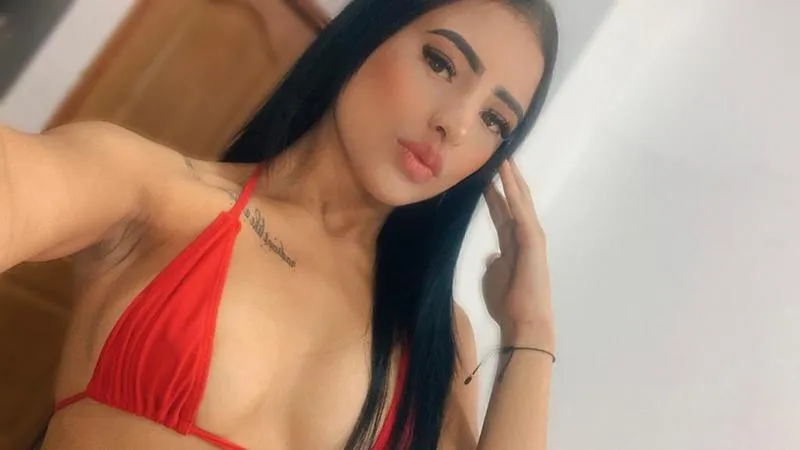 Live sex webcam photo for EmilhyRosse #6120376