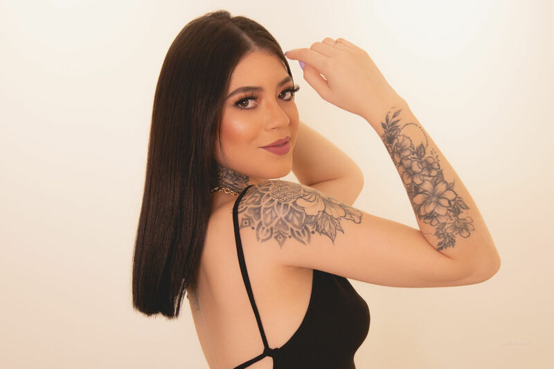 Live sex webcam photo for MartinaFalcone #4029225