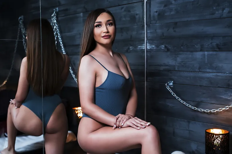 Live sex webcam photo for AliceWright #3465374