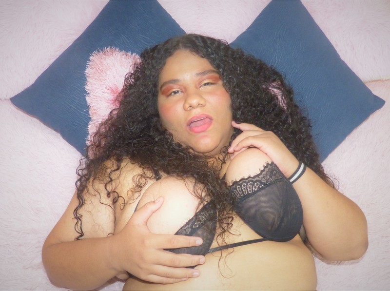 Live sex webcam photo for LENAPOUL #3415974