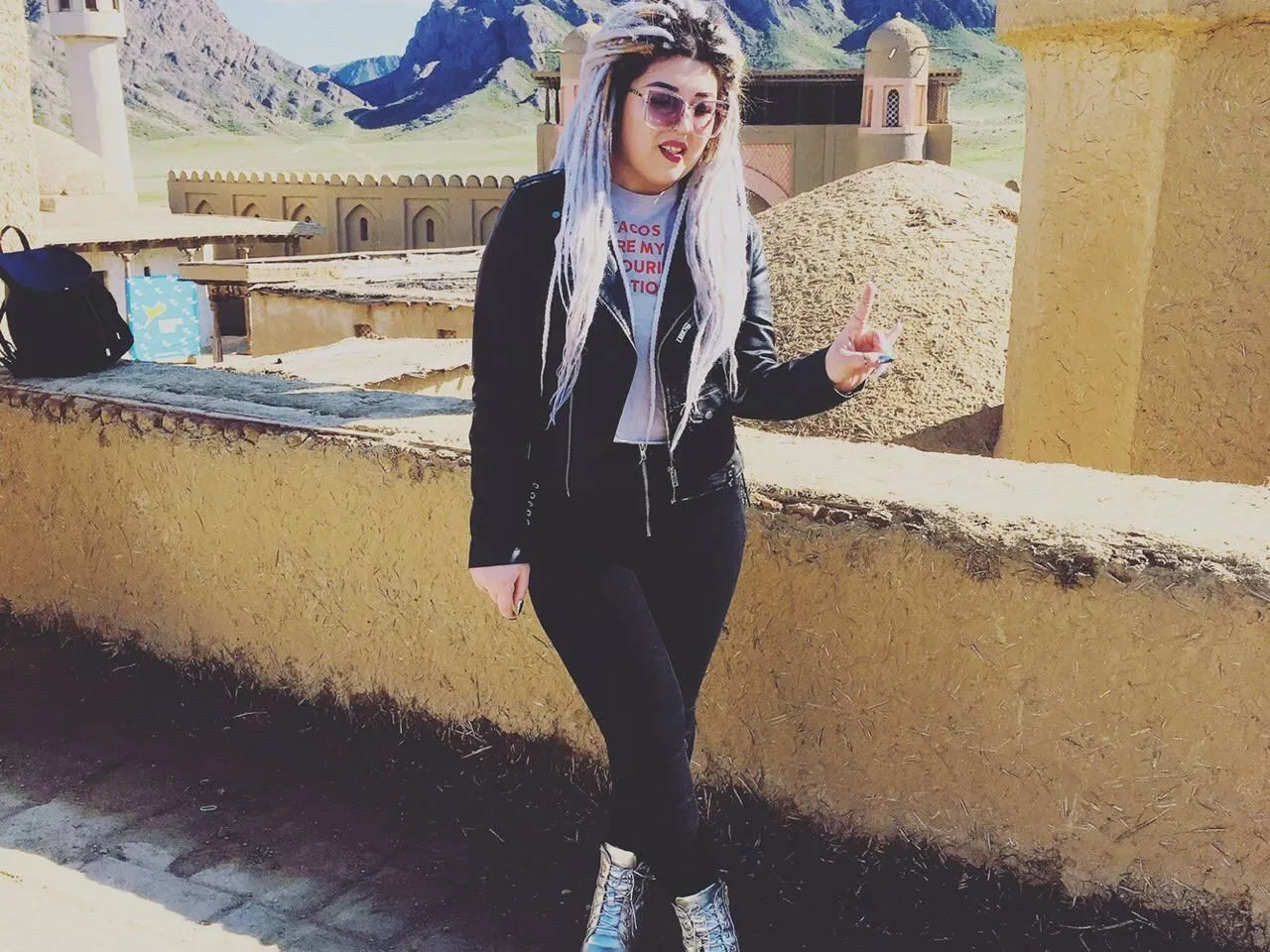 Live sex webcam photo for IvonnaMeisi #3498350