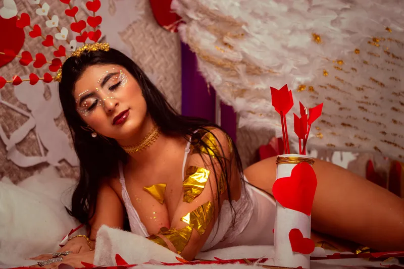 Live sex webcam photo for TalianaGrey #3678848