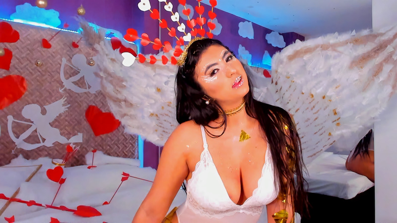 Live sex webcam photo for TalianaGrey #3669253