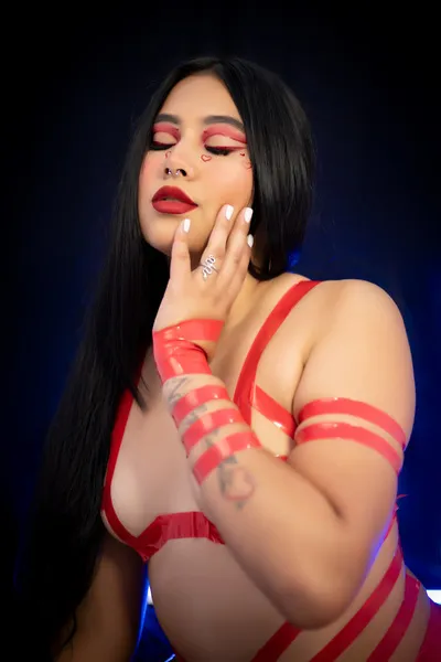 Live sex webcam photo for ElaSStone #3510245