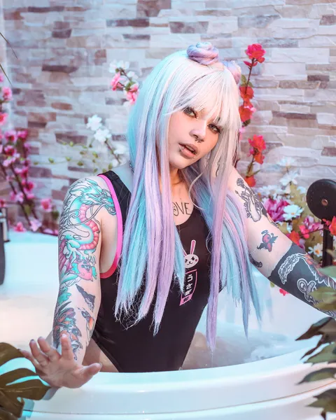 Live sex webcam photo for ScarletBridgee #6179402