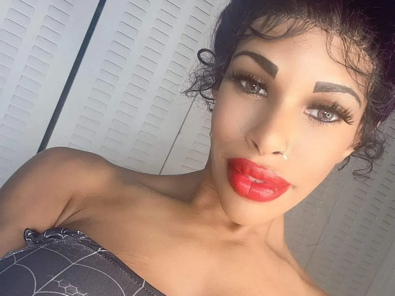 Live sex webcam photo for MistressIsabellaMadisyn #3440627