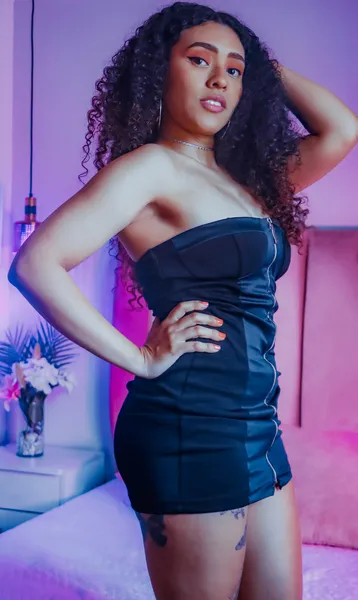 Live sex webcam photo for ZoeeGruber #5379931