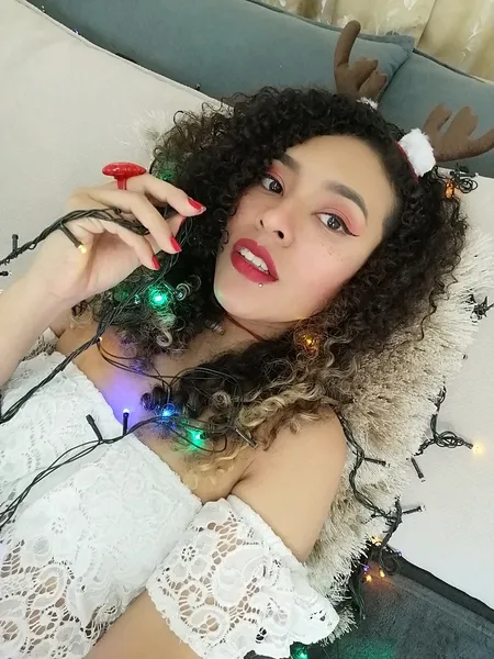 Live sex webcam photo for ZoeeGruber #5379789