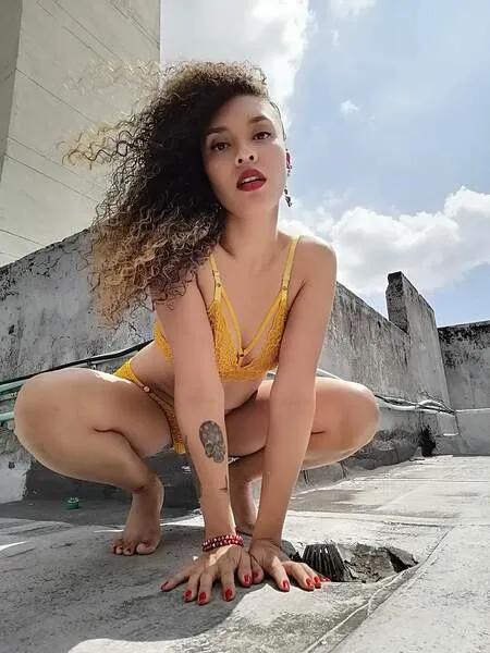 Live sex webcam photo for ZoeeGruber #5379706