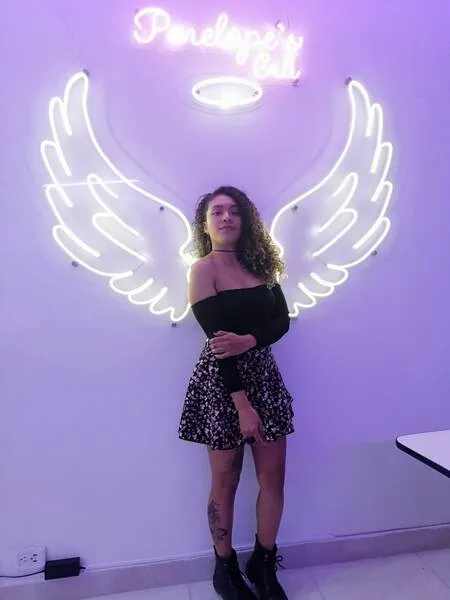 Live sex webcam photo for ZoeeGruber #5379767