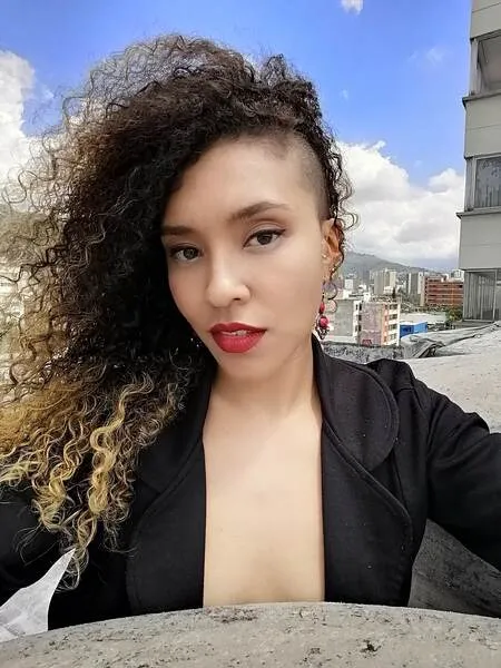 Live sex webcam photo for ZoeeGruber #5379714