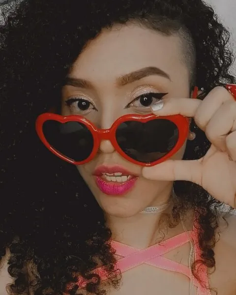 Live sex webcam photo for ZoeeGruber #5379921