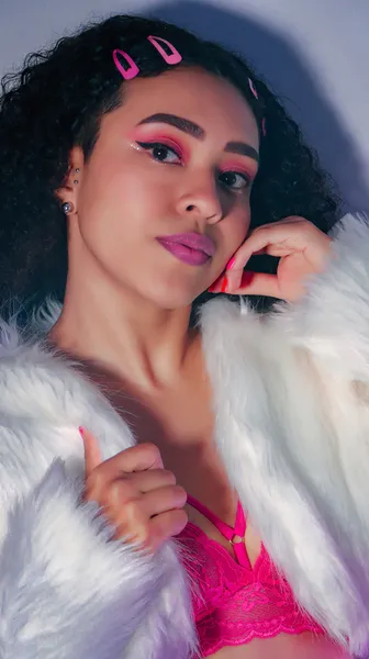 Live sex webcam photo for ZoeeGruber #5379946