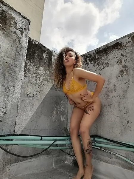 Live sex webcam photo for ZoeeGruber #5379704