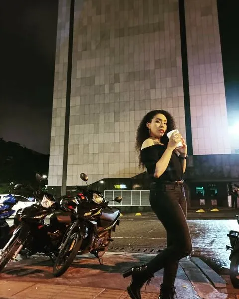 Live sex webcam photo for ZoeeGruber #5379916