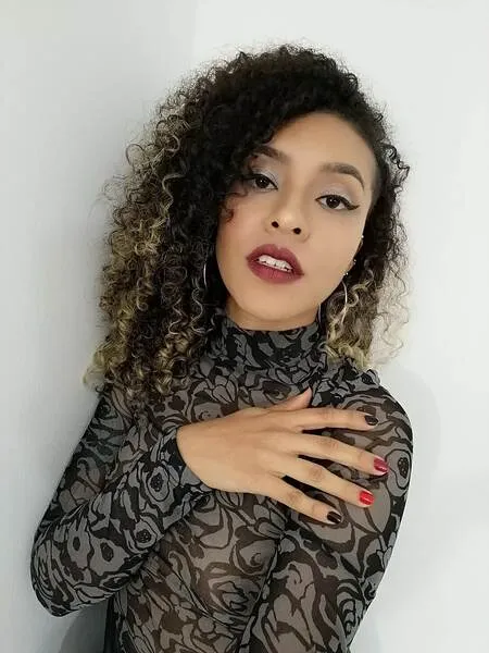 Live sex webcam photo for ZoeeGruber #5379730