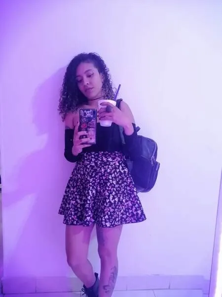 Live sex webcam photo for ZoeeGruber #5379768