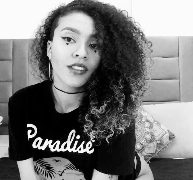 Live sex webcam photo for ZoeeGruber #5379792