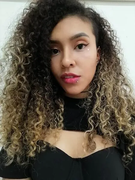 Live sex webcam photo for ZoeeGruber #5379677