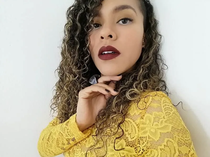 Live sex webcam photo for ZoeeGruber #5379603