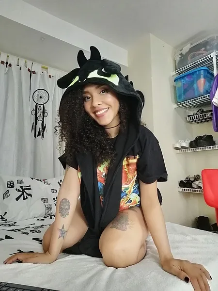 Live sex webcam photo for ZoeeGruber #5379823