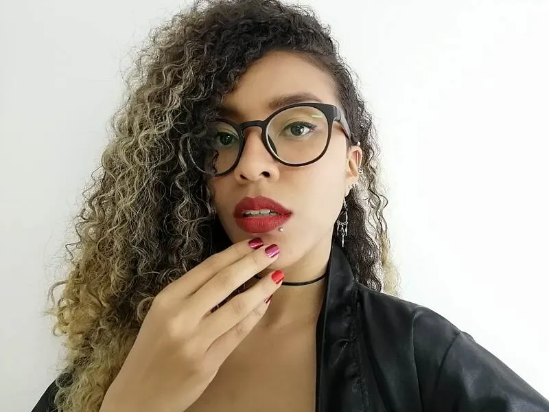 Live sex webcam photo for ZoeeGruber #5379644