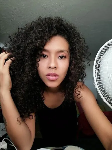 Live sex webcam photo for ZoeeGruber #5379571