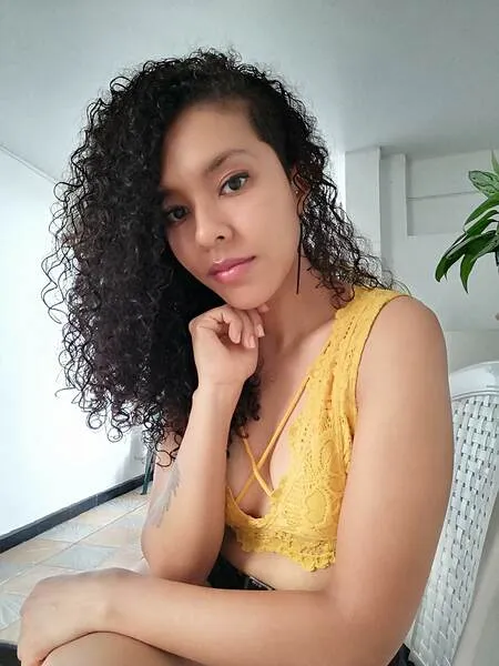 Live sex webcam photo for ZoeeGruber #5379570