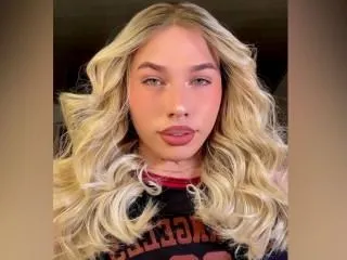 Live sex webcam photo for valerysofiia #6390796