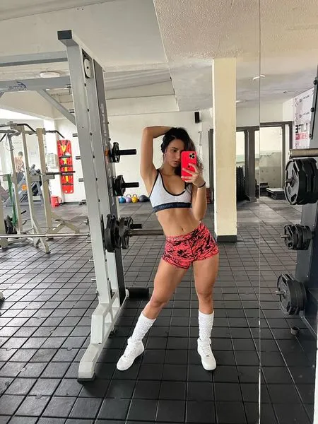 Live sex webcam photo for GrettaParkers #3436626