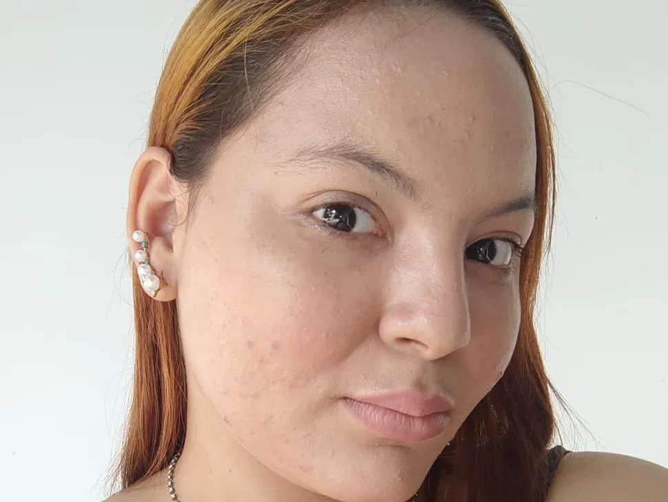 Live sex webcam photo for CirstalRioKm #3444100