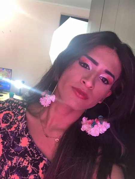 Live sex webcam photo for laurendancesex18 #3471609