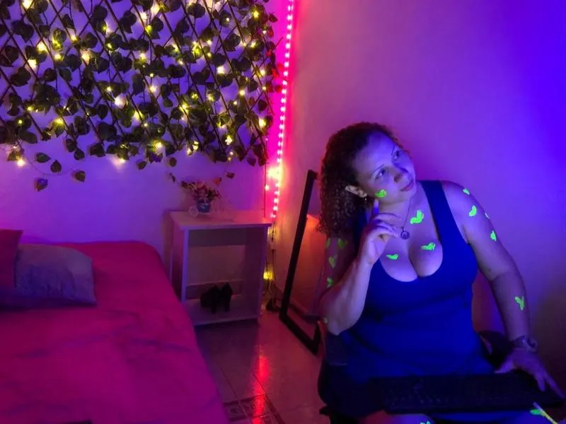 Live sex webcam photo for HAGATA #3449446