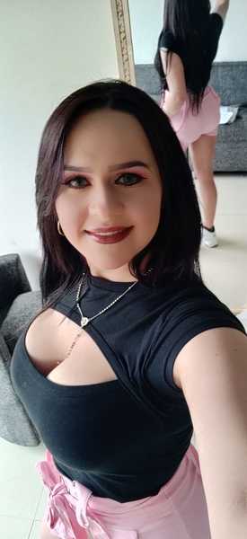 Live sex webcam photo for ScarleetHott #3462360