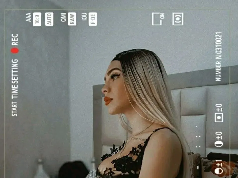 Live sex webcam photo for zafirohotbitch #3768033