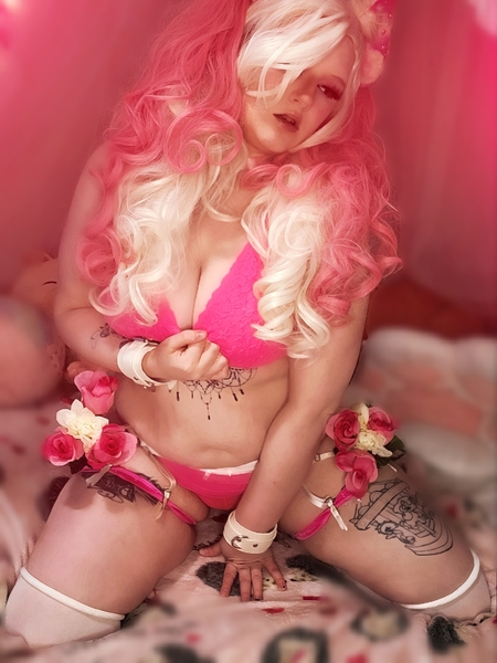 Live sex webcam photo for Dizzykittie #3443777