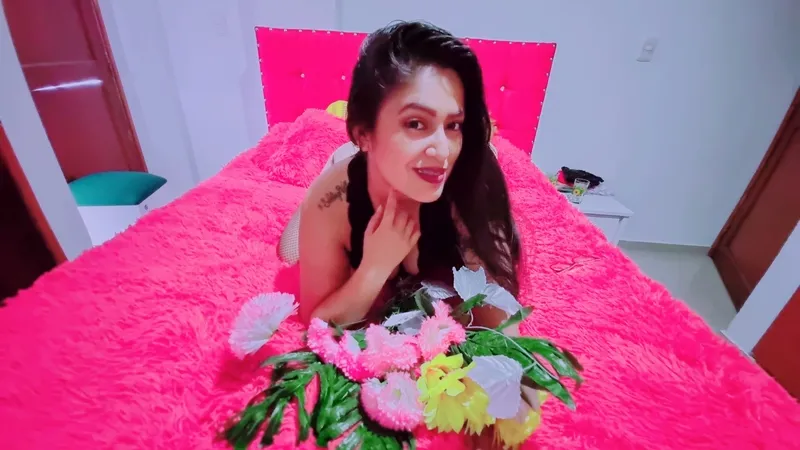 Live sex webcam photo for Kinberlyt #3707088