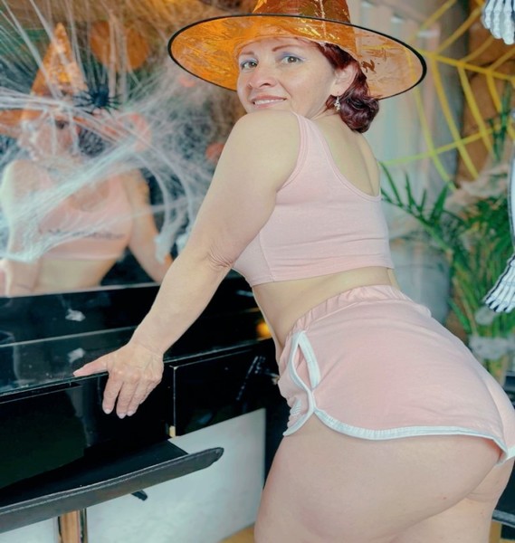 Live sex webcam photo for Bqueem #3606706