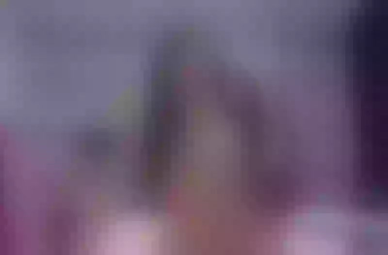 Live sex webcam photo for SarahRogerss #3810067