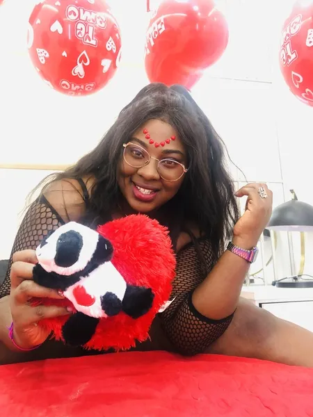 Live sex webcam photo for NaomiKing #3619681